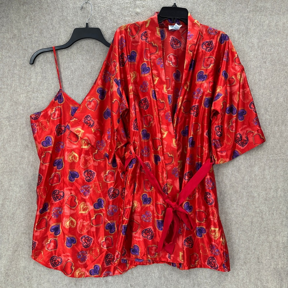 VTG Gabrielle Intimates Red Heart Print Satin Robe and Chemise Set‎ Medium 2pc